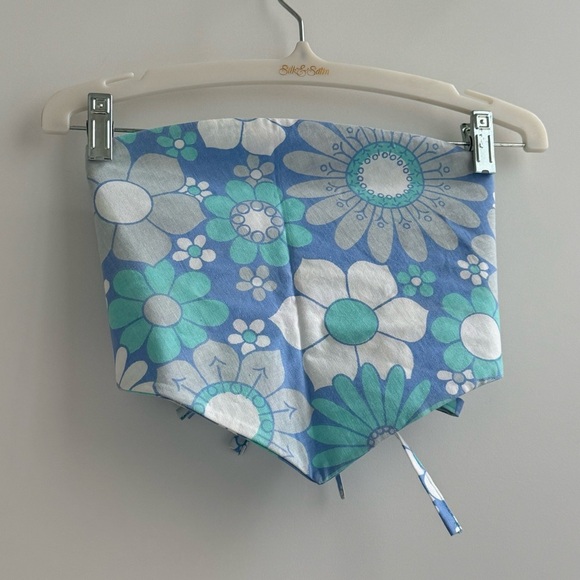 Blue Flower Power Handmade Reversible Bandana Crop Top - Picture 2 of 5